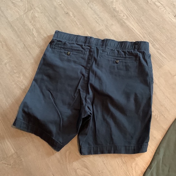 Gently used size 34 Includes two pairs - Picture 9 of 11